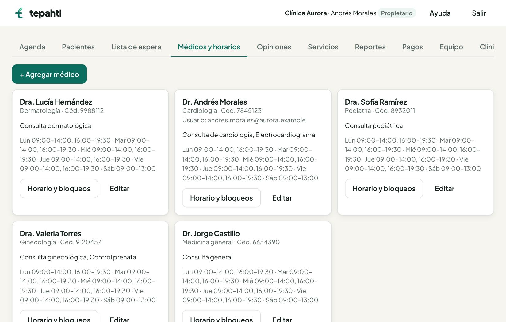Pestaña Médicos y horarios con las tarjetas de cada médico y su horario